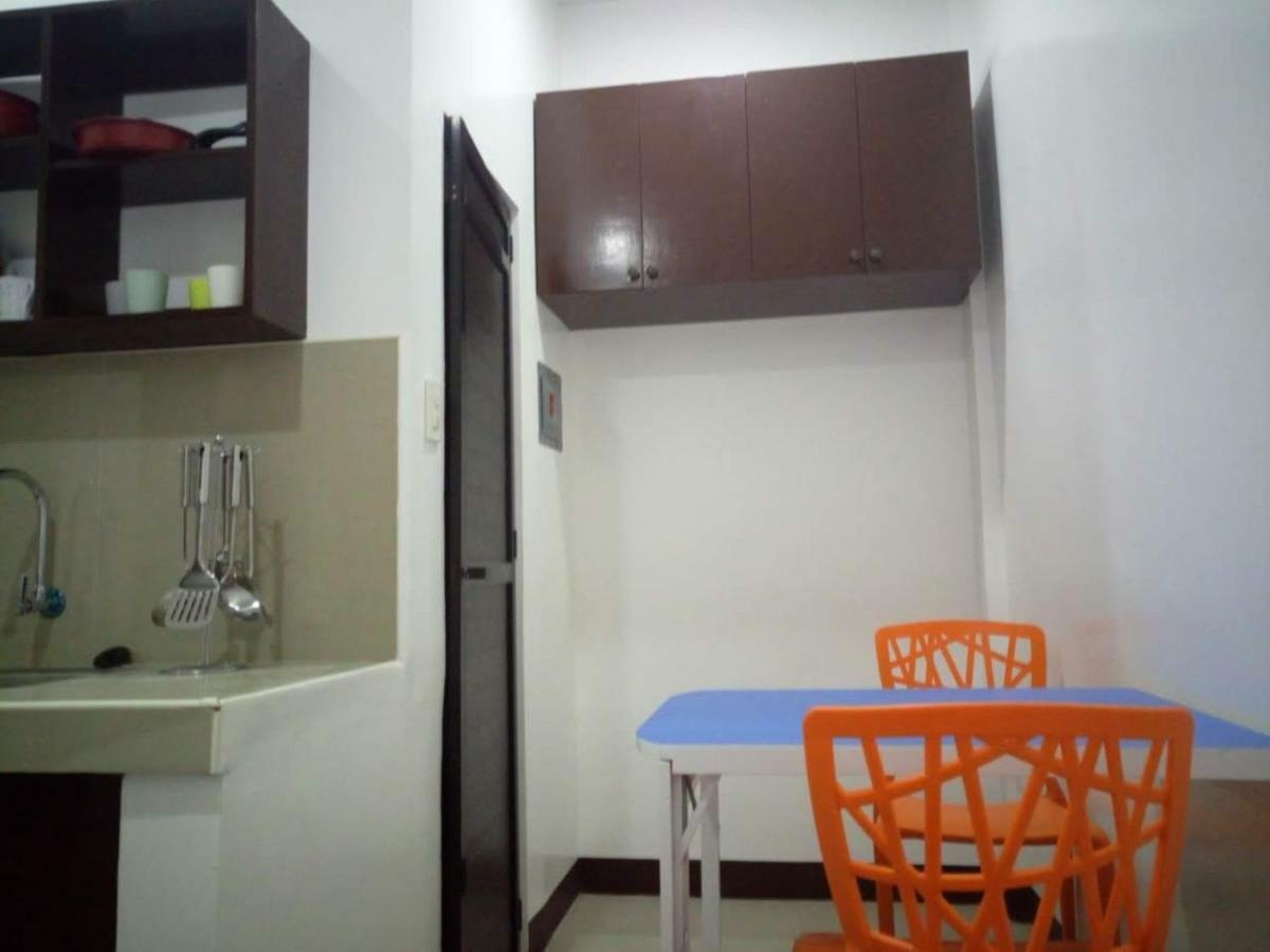 Clark-Pad Inn, Angeles City Экстерьер фото