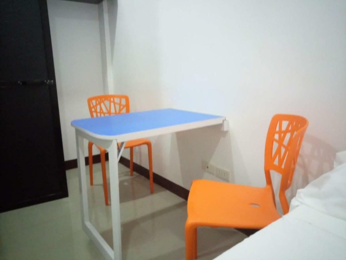 Clark-Pad Inn, Angeles City Экстерьер фото