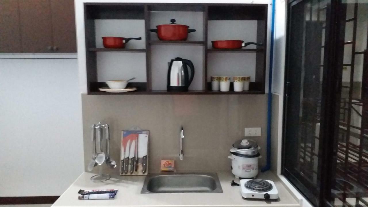 Clark-Pad Inn, Angeles City Экстерьер фото
