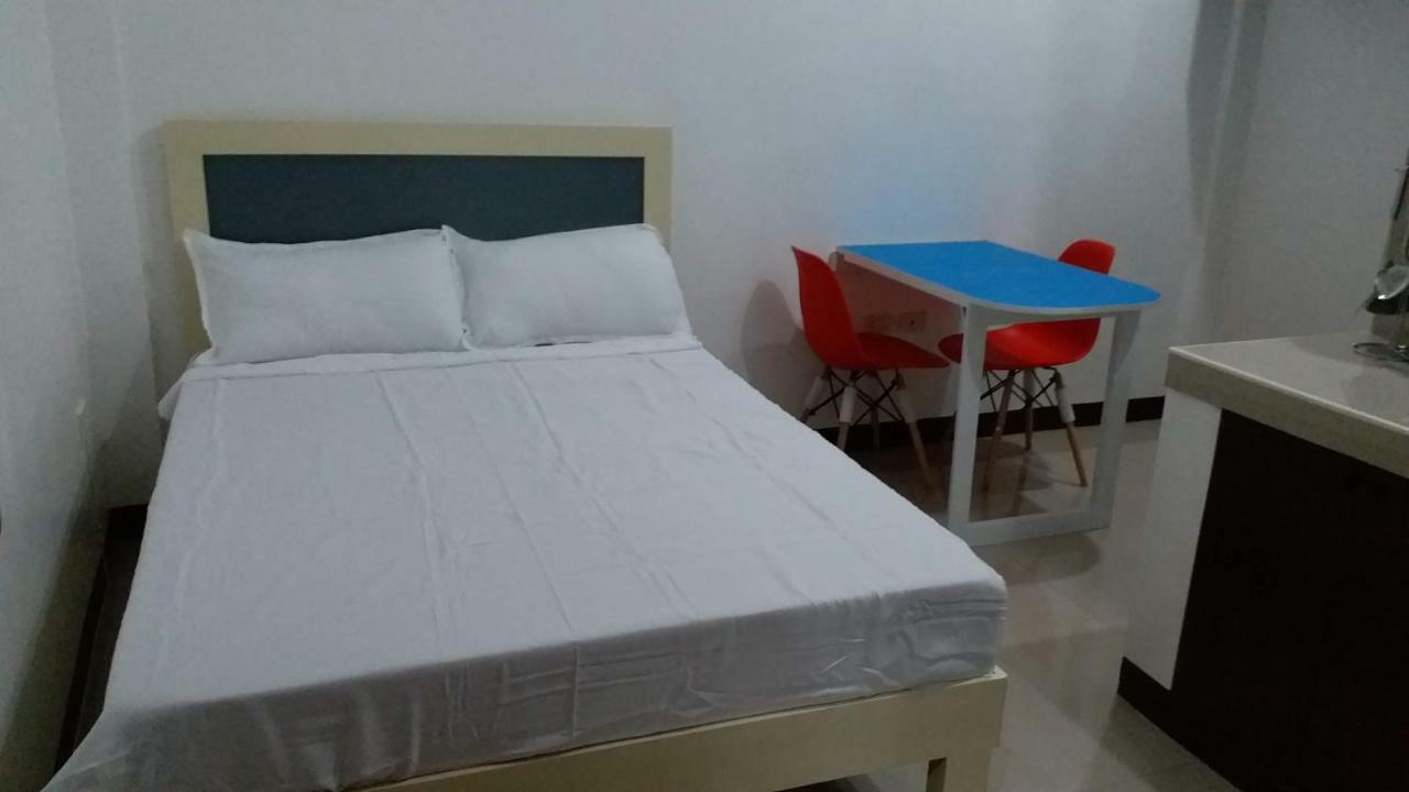 Clark-Pad Inn, Angeles City Экстерьер фото