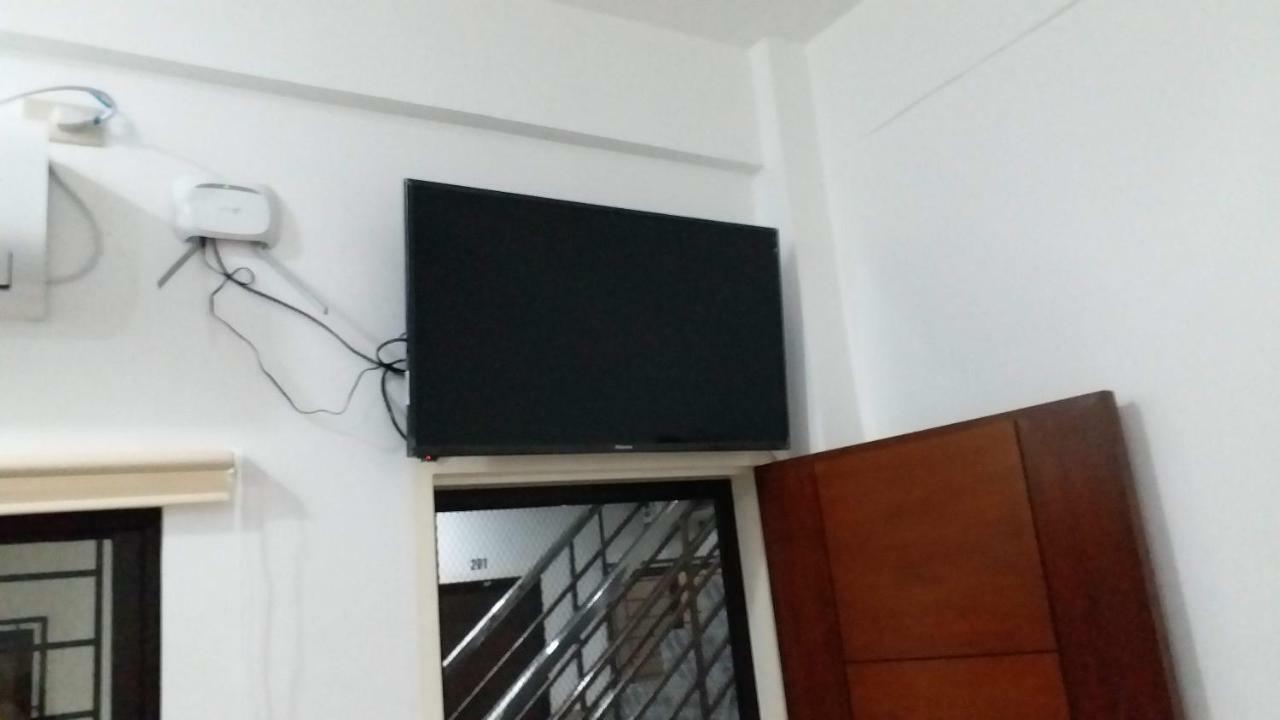 Clark-Pad Inn, Angeles City Экстерьер фото