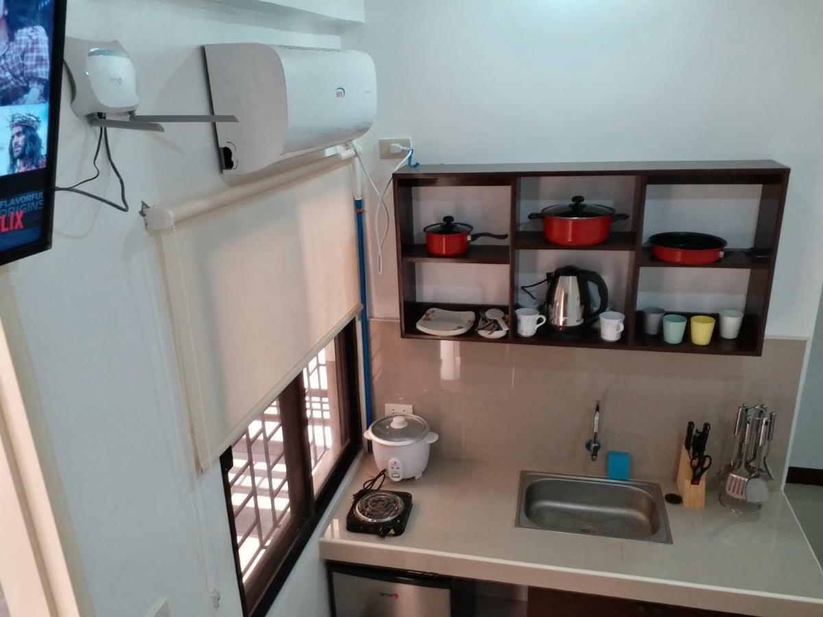 Clark-Pad Inn, Angeles City Экстерьер фото