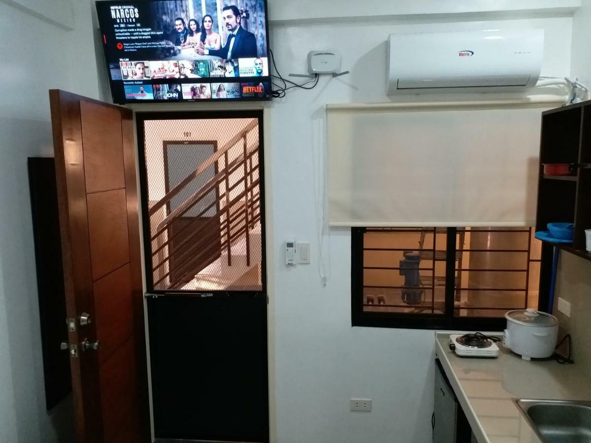 Clark-Pad Inn, Angeles City Экстерьер фото