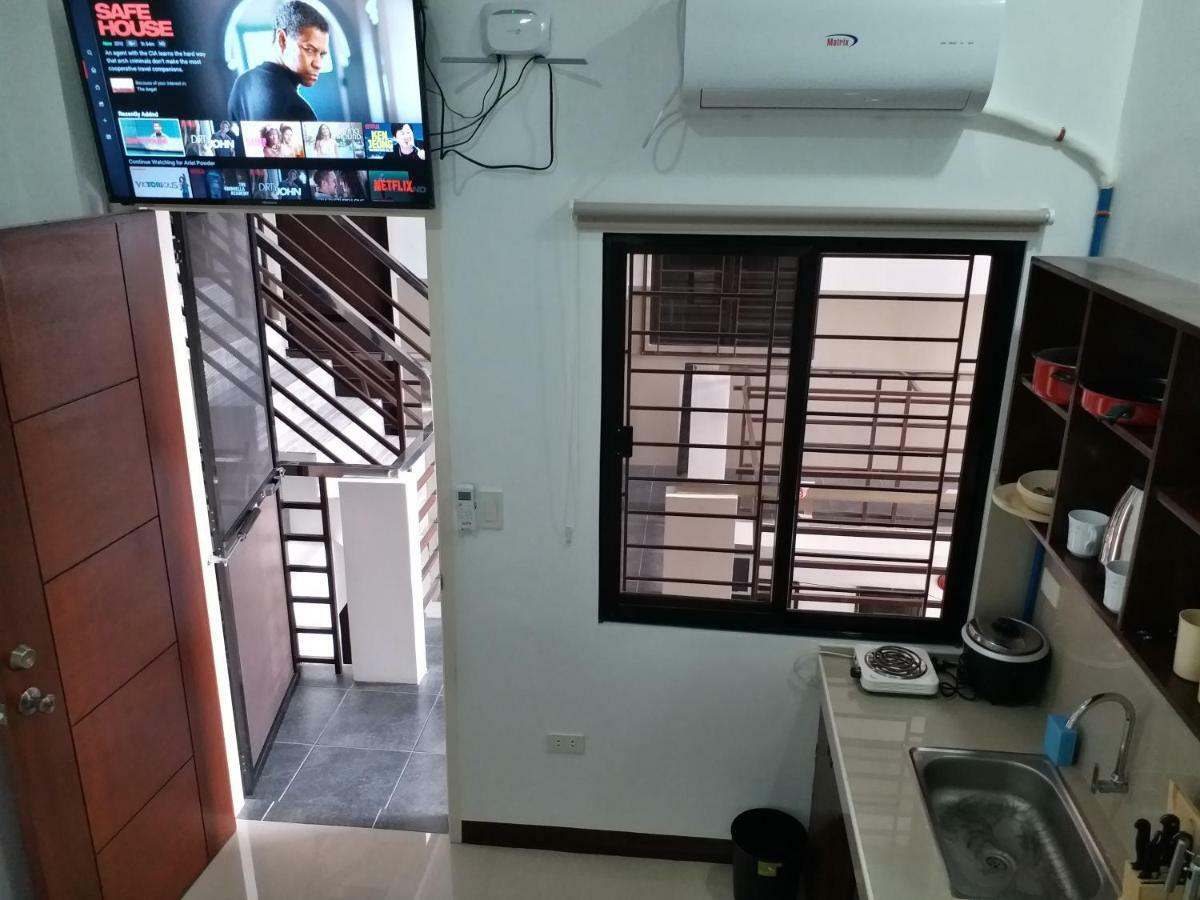 Clark-Pad Inn, Angeles City Экстерьер фото