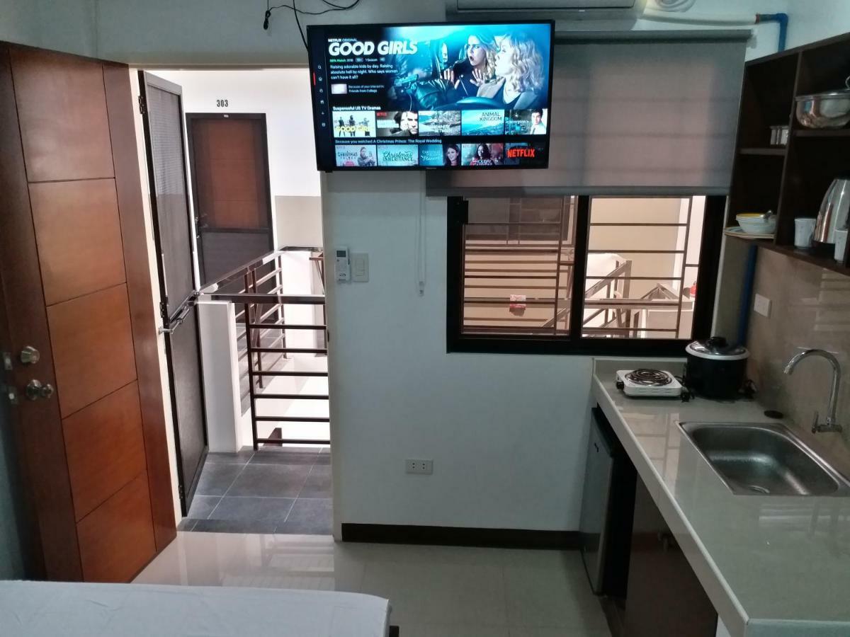 Clark-Pad Inn, Angeles City Экстерьер фото