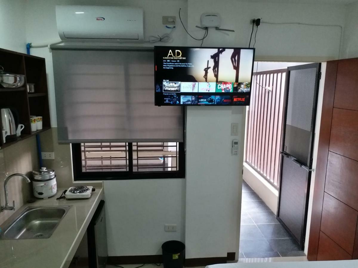 Clark-Pad Inn, Angeles City Экстерьер фото